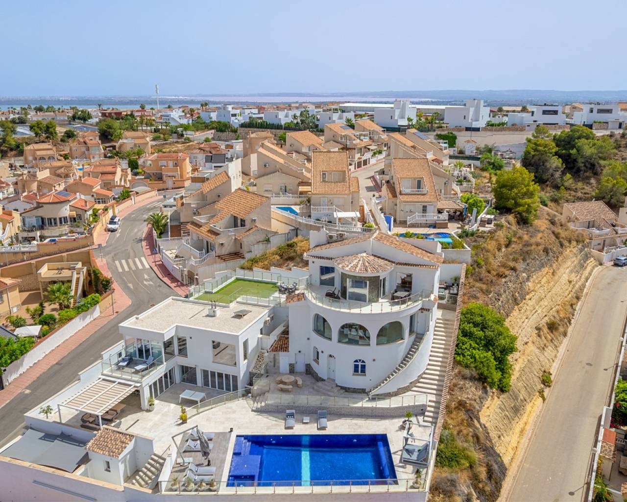 Villa in Ciudad Quesada - view 1