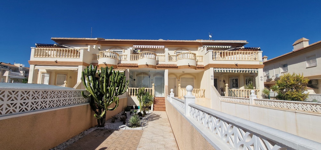 House in Ciudad Quesada - view 1