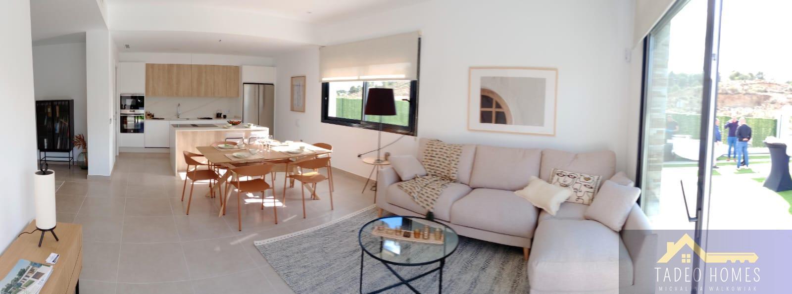 House in Calasparra - view 1