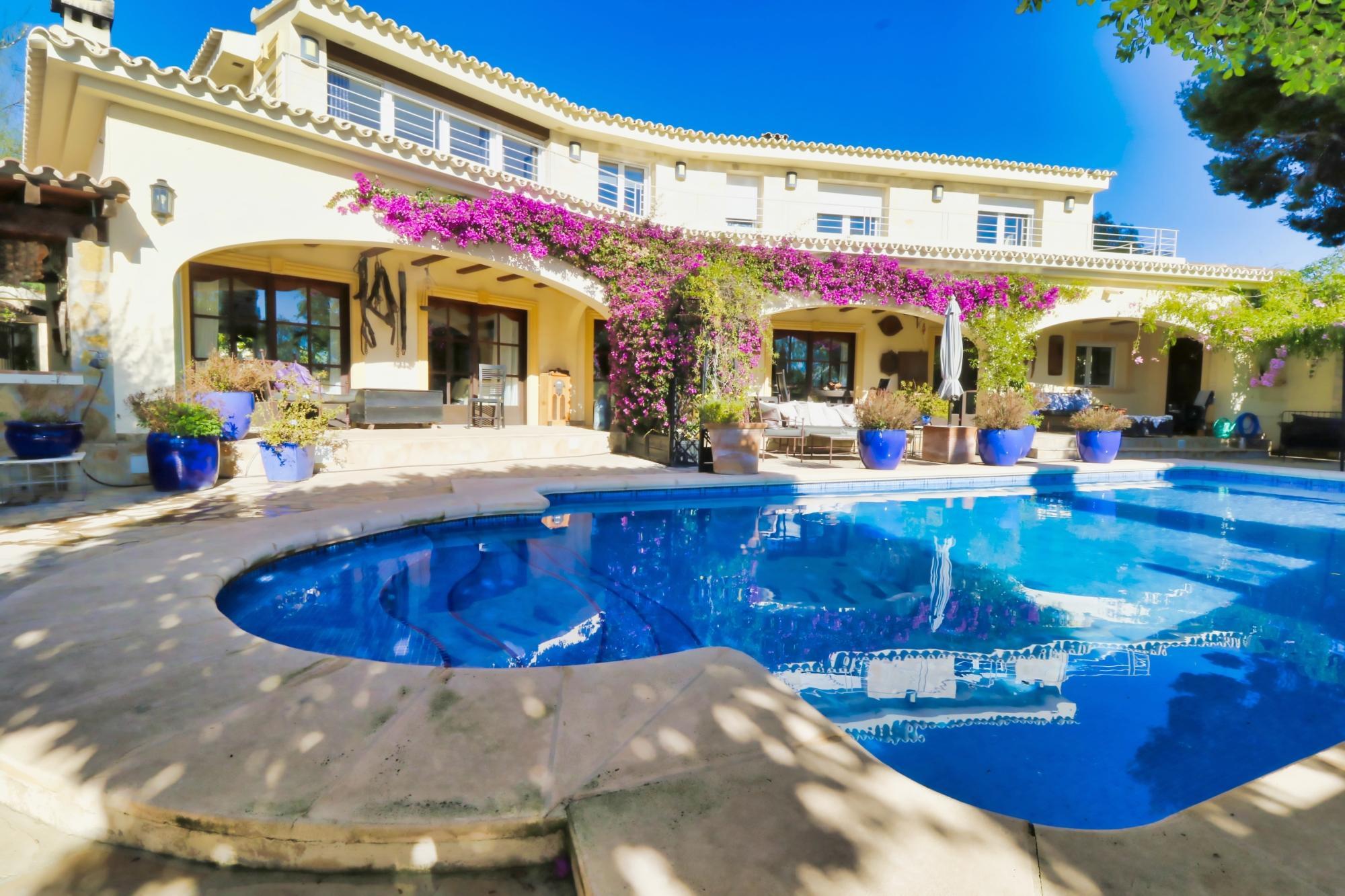 House in Calp - view 1