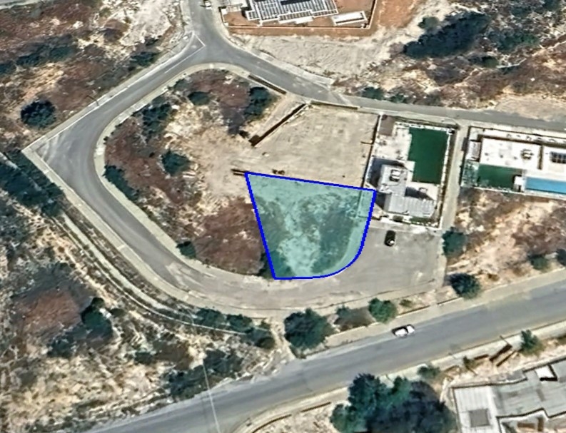 House in Geri - view 1