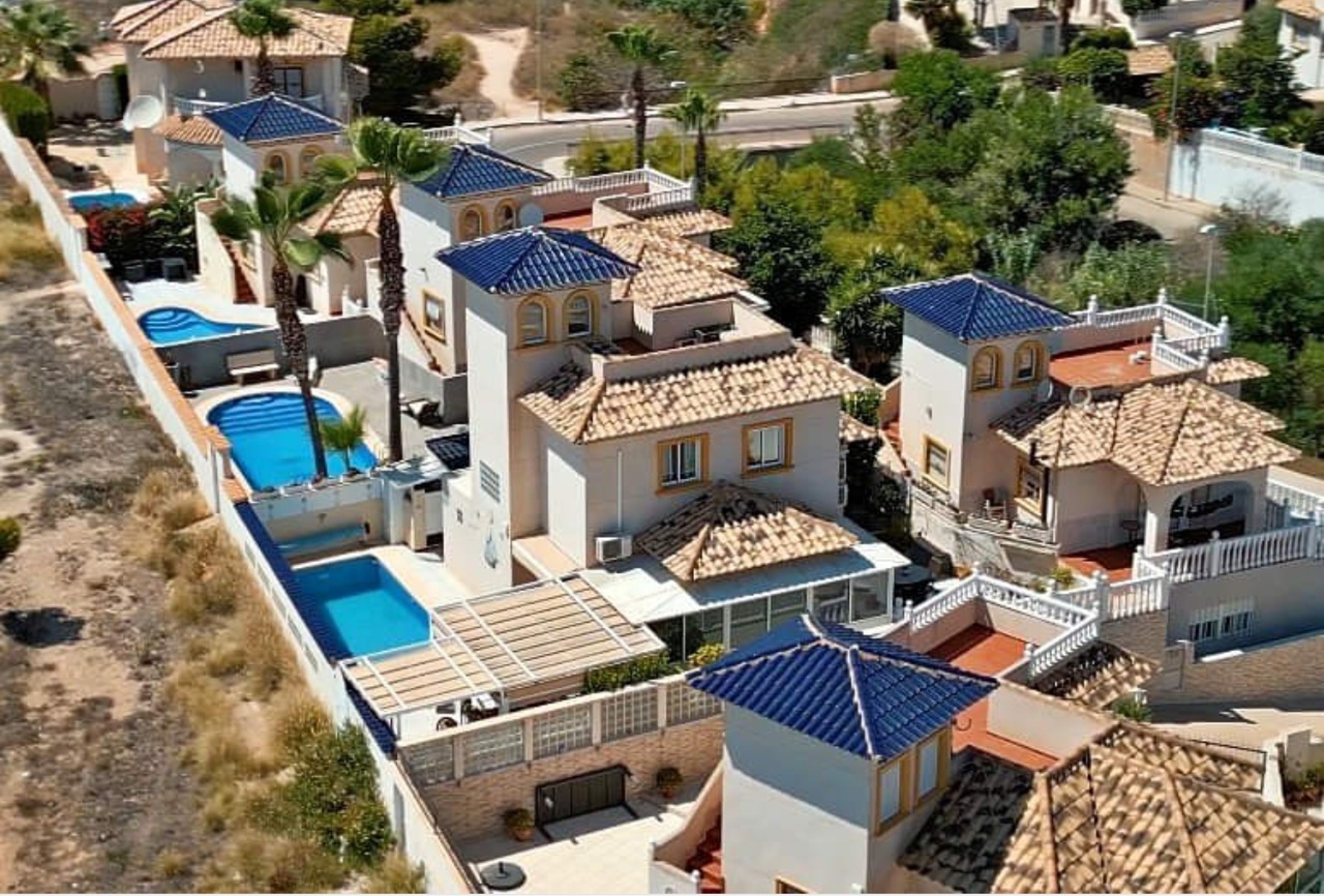 House in Playa Flamenca - view 1
