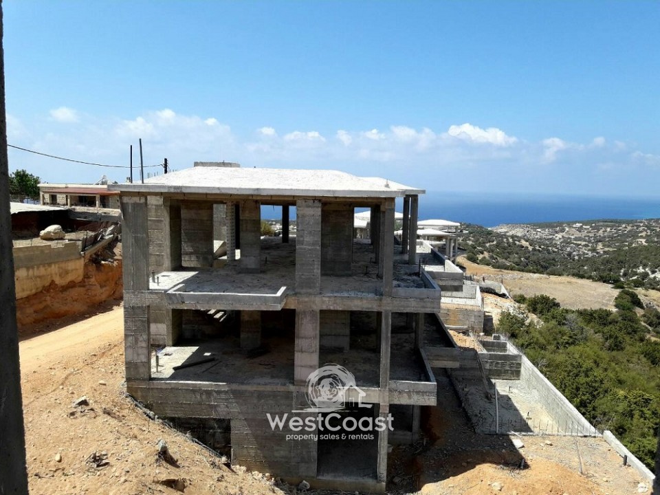 House in Pegeia - view 1