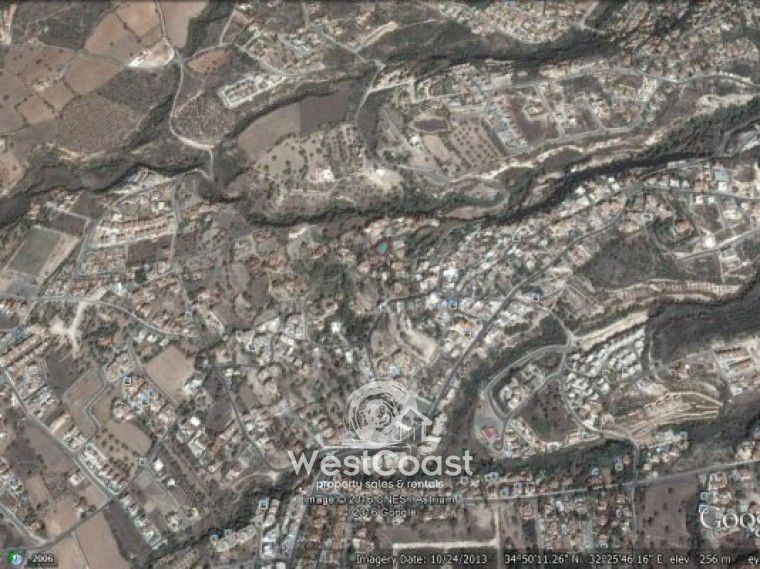 House in Tala - view 1