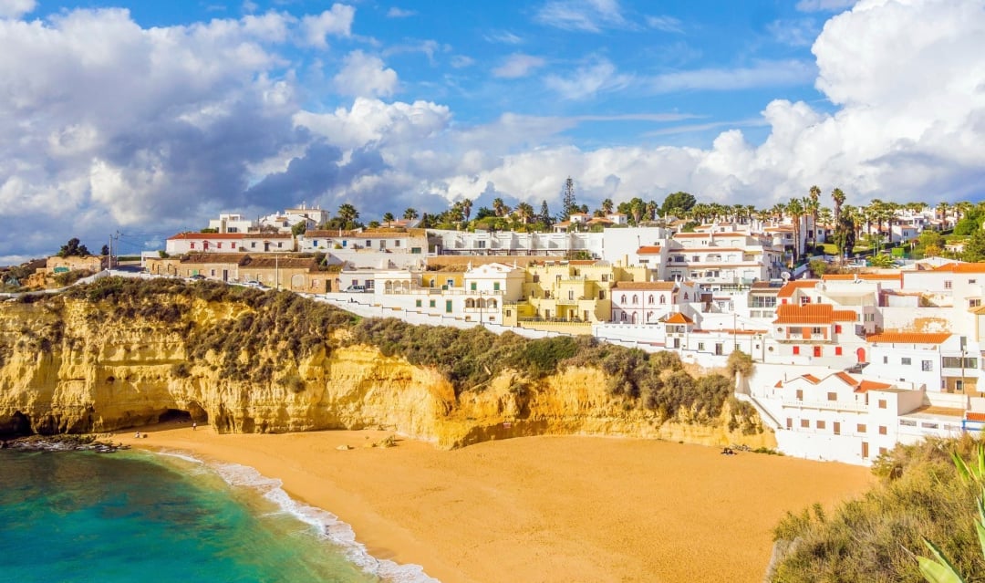 Home hunting in the Algarve: will the west, east or central region suit you best?