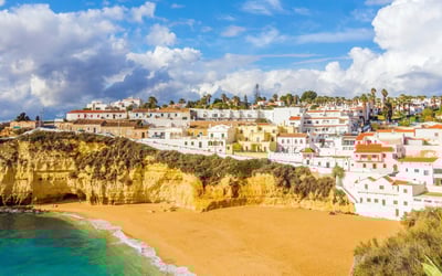Home hunting in the Algarve: will the west, east or central region suit you best?