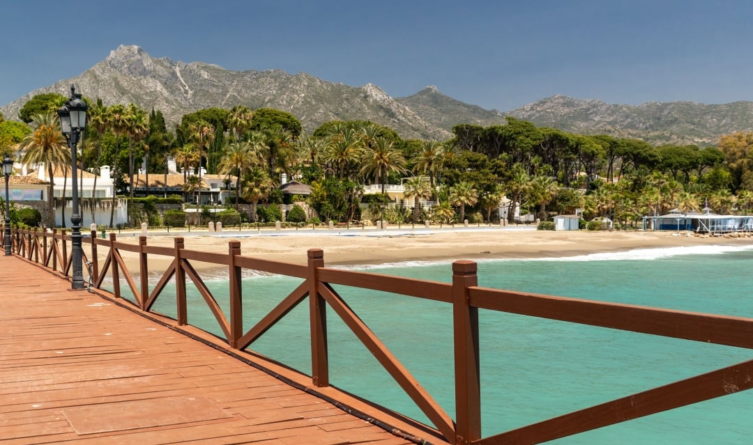 8 superb Spanish properties right by the sea