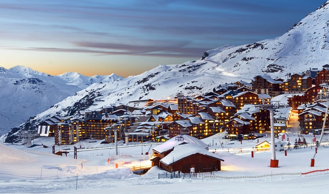 How to choose between a chalet and an apartment in the Alps