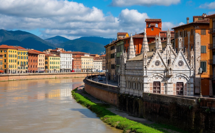 The Pisa waterfront