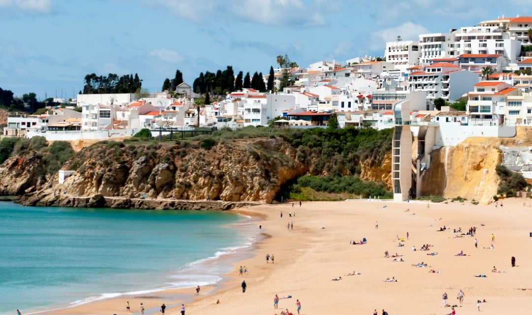 Buying a property in Albufeira