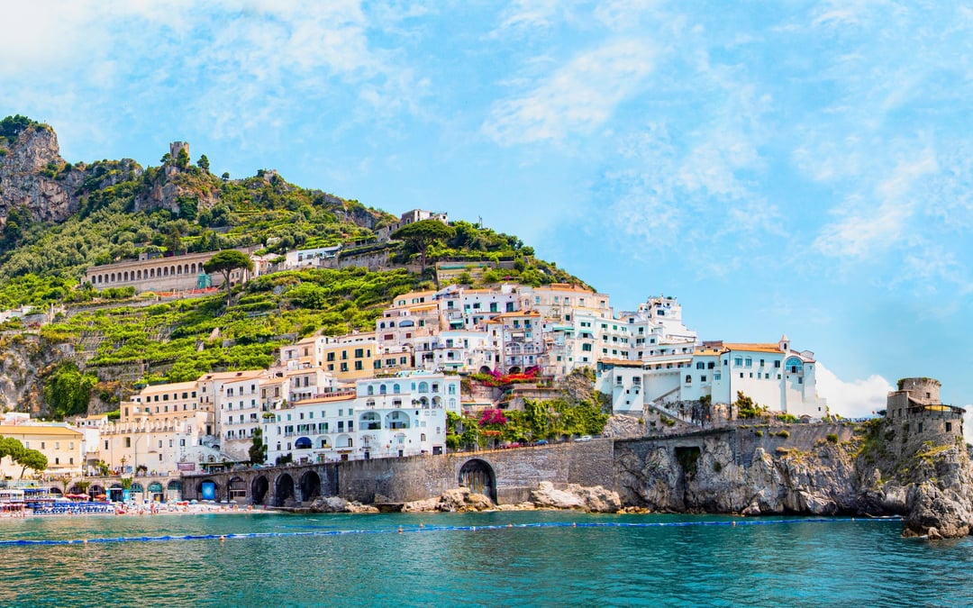 Italy’s coastal highlights: Seaside towns with scenic harbours