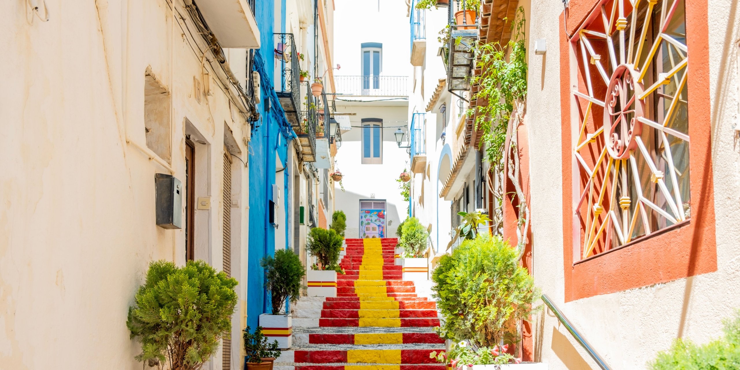 Does owning a spanish property give you residency?