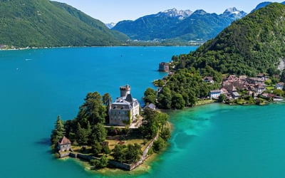Buying property in Auvergne-Rhône-Alpes in 2025: everything you need to know