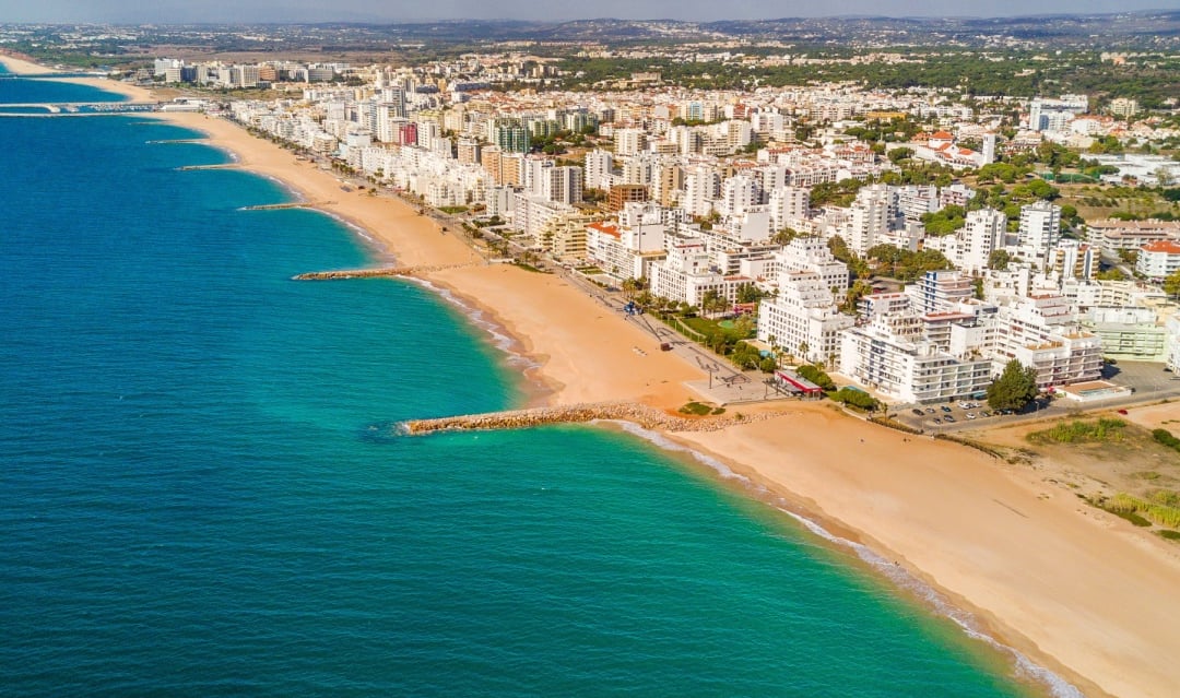 Buying property in Vilamoura in 2025: everything you need to know