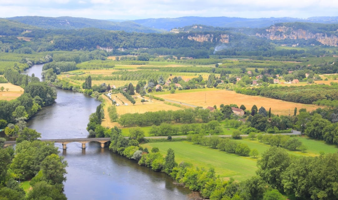 Buying property in Nouvelle-Aquitaine in 2025: everything you need to know