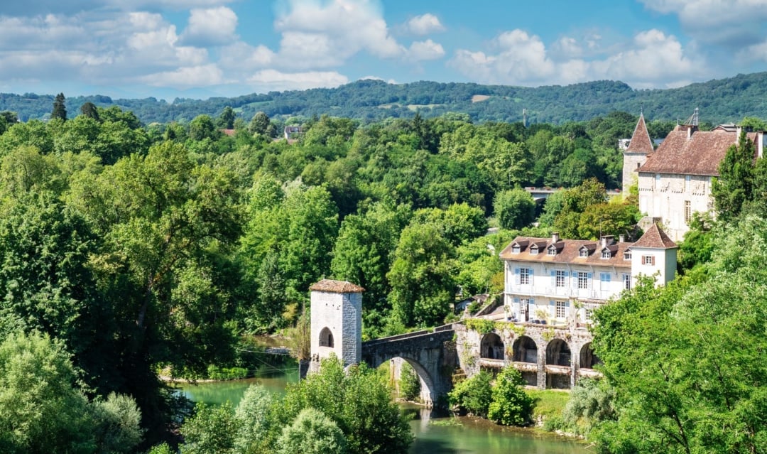 Buying property in Pyrenees-Atlantiques in 2025: everything you need to know