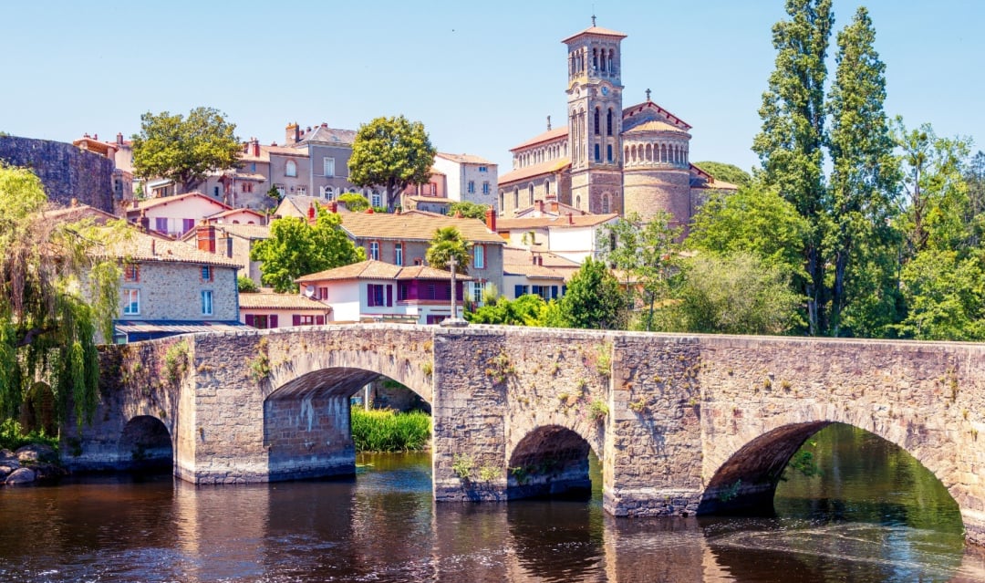 Buying property in the Pays de la Loire in 2025: everything you need to know