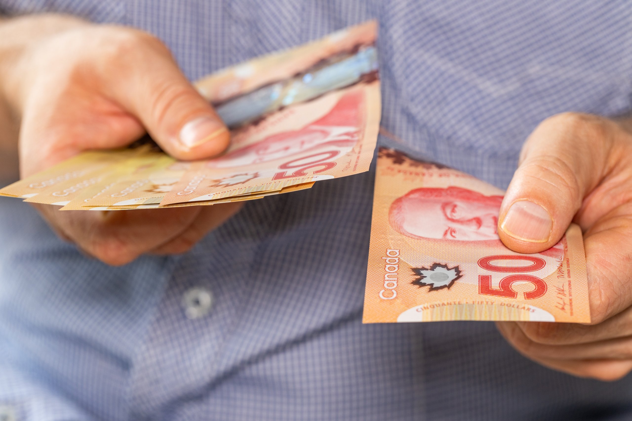 Would relocating to Canada boost your take-home pay? A 2025 comparison for UK professionals
