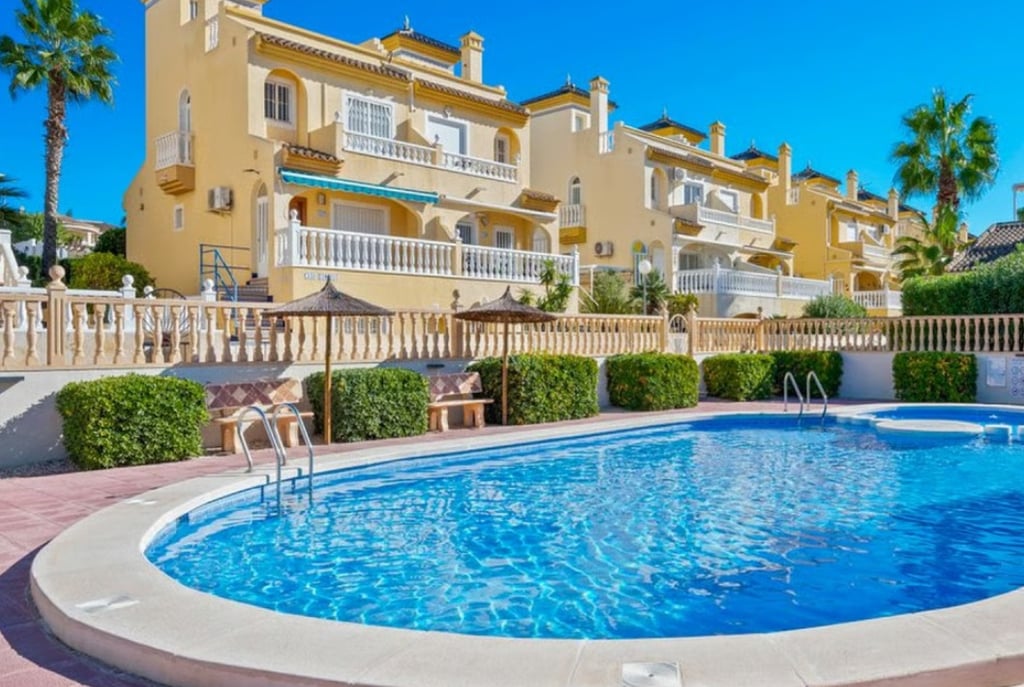 The Costa Blanca is popular for its expat urbanisations of apartments, townhouses and villas