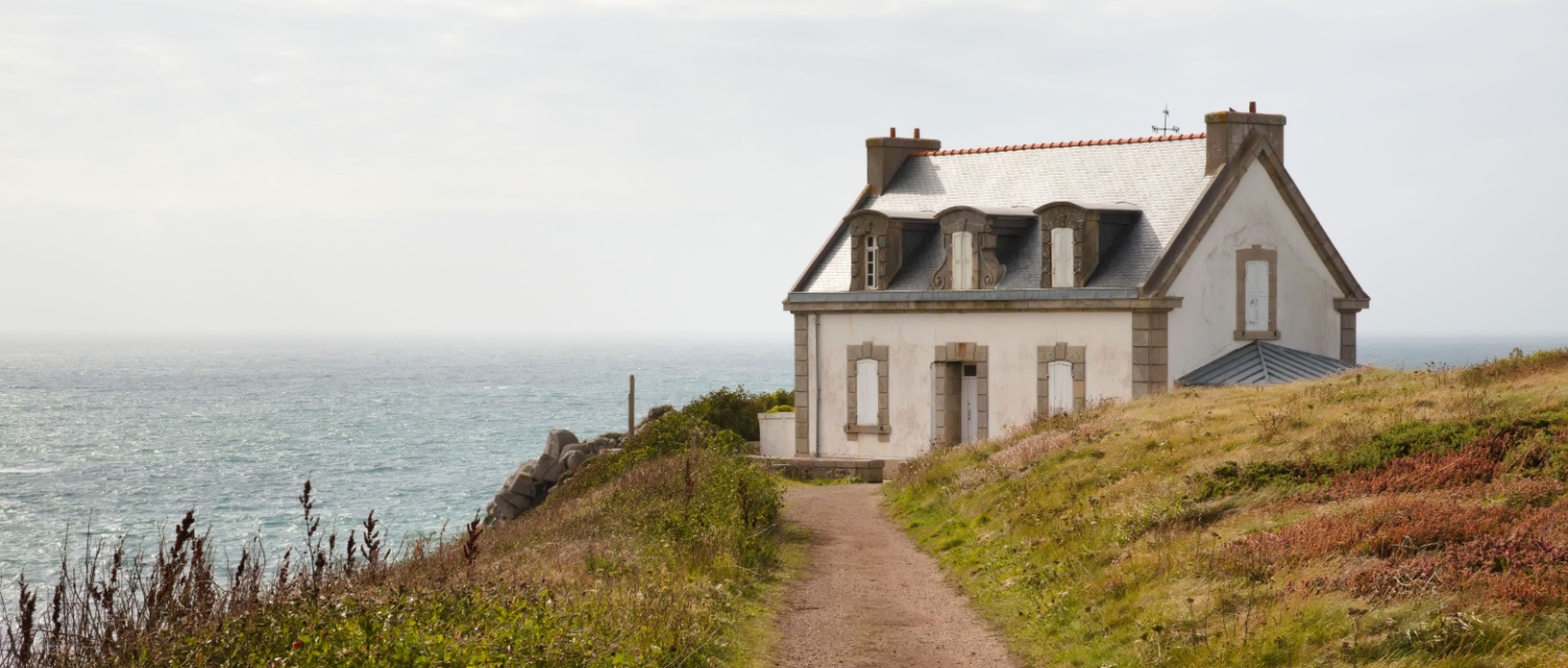 Gorgeous French homes within 90 minutes of a Channel port