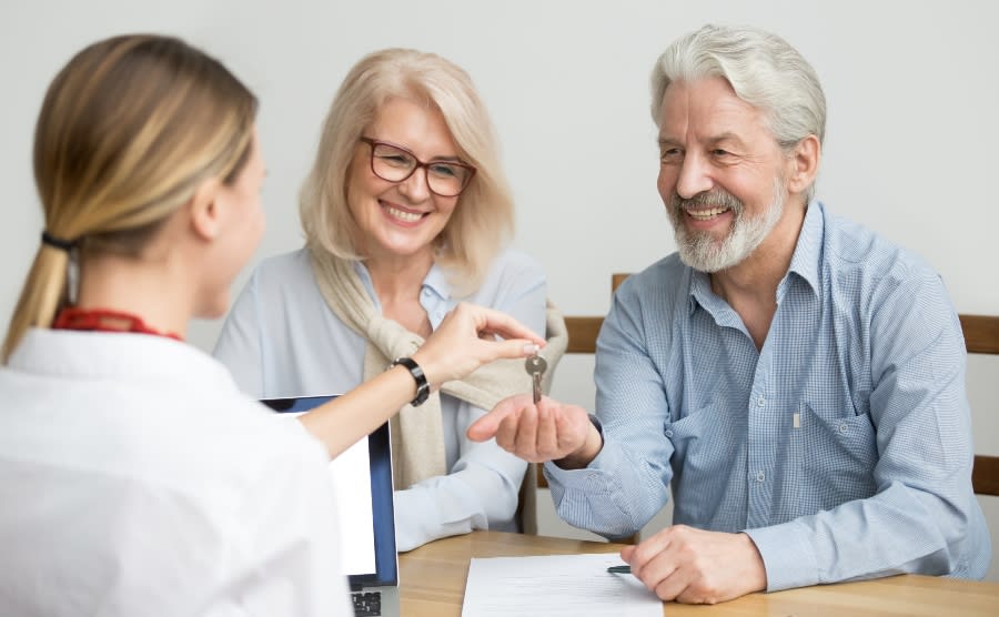 Speak with experienced real estate experts